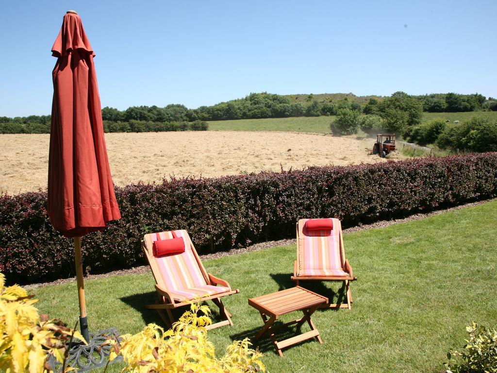 Peaceful Cottage In Ardennes With Private Terrace Bastogne Exterior foto