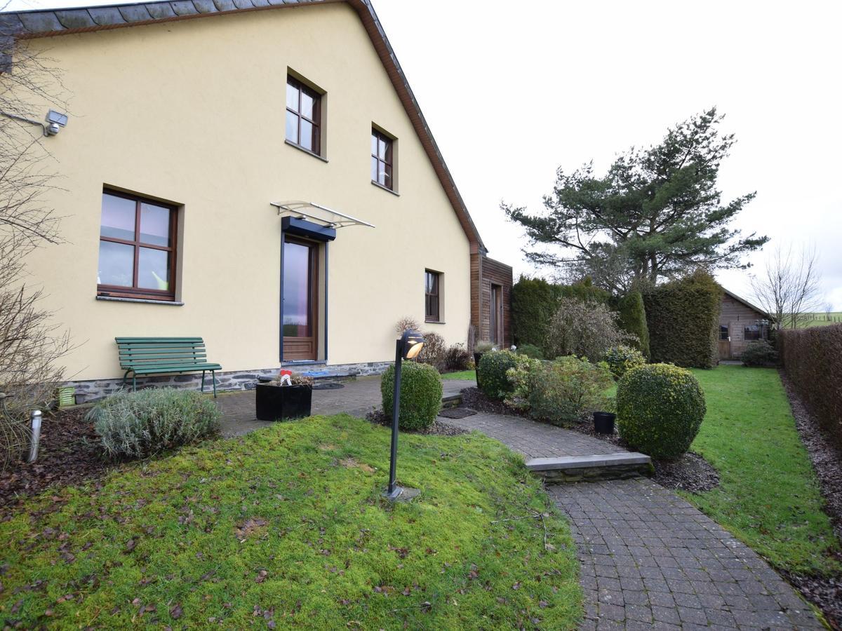 Peaceful Cottage In Ardennes With Private Terrace Bastogne Exterior foto